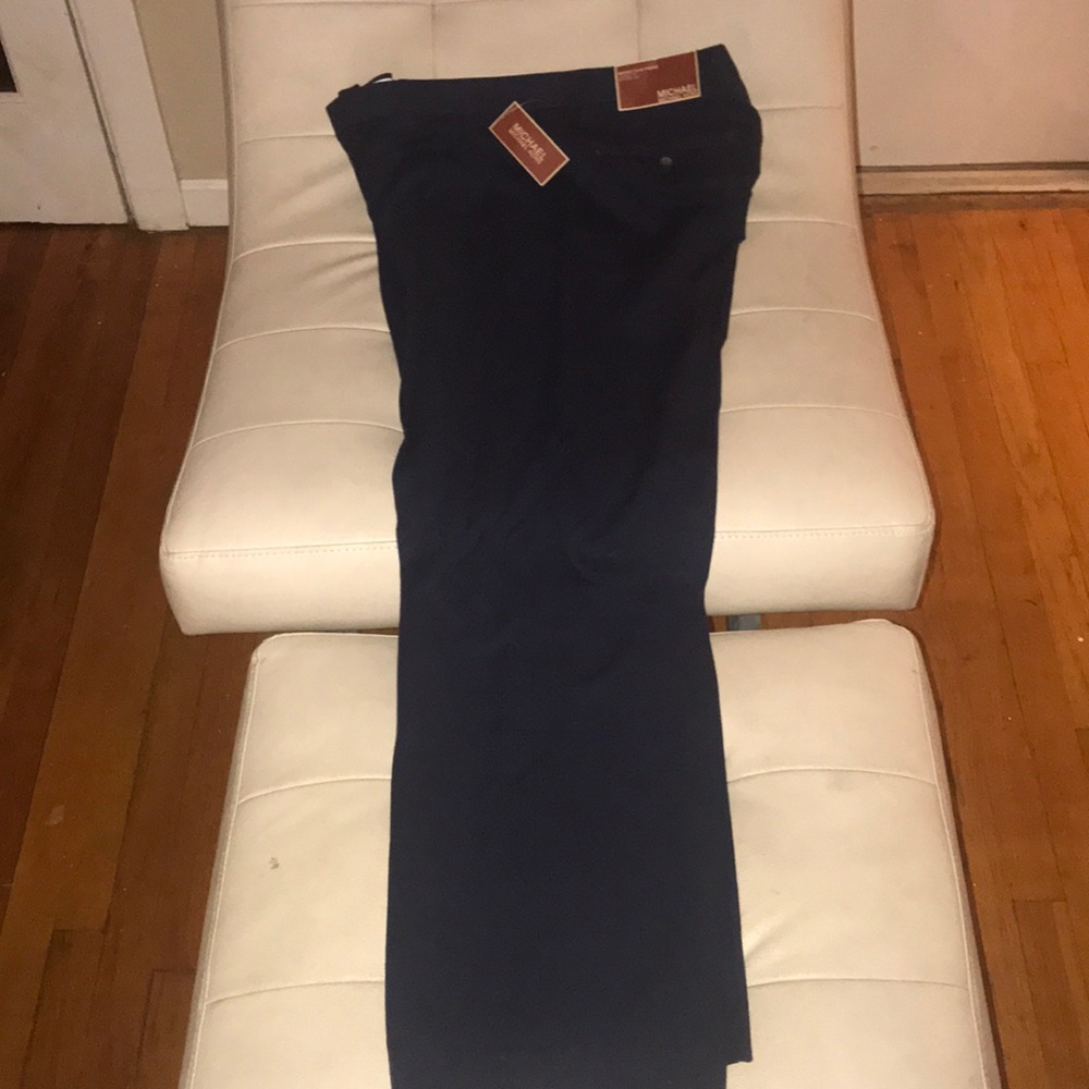 Men’s NWT navy Michael Kors classic fit  38/34